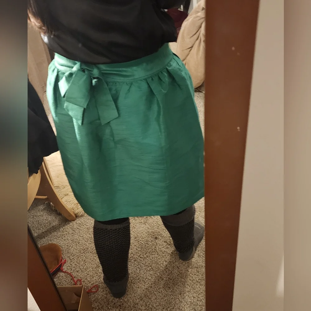Crown & Ivy green taffeta skirt - Picture 10 of 13